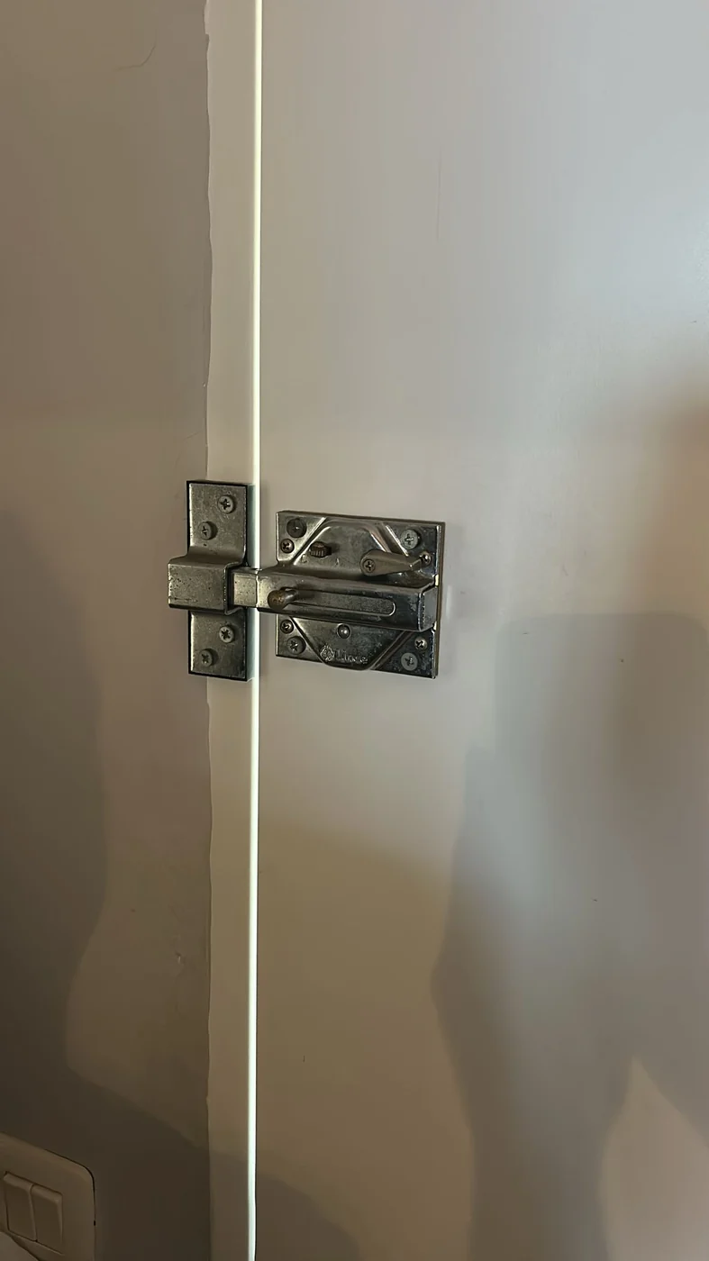Reparación de cerradura de puerta